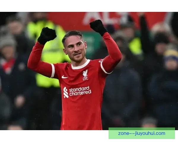 罗宾逊在富勒姆左路的完美防守展现了极高的战术执行力与稳定性