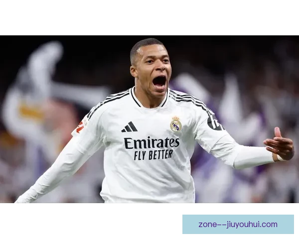 韦勒图客场精彩远射破门助力球队取得关键进球